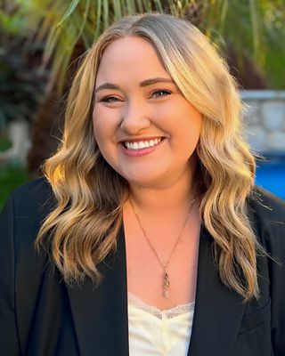 Photo of Nicole Bliss, Marriage & Family Therapist Associate, MA, AMFT, APCC