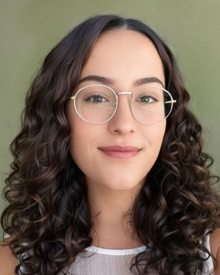 Photo of Autumn Holm, Clinical Social Work/Therapist, LMSW