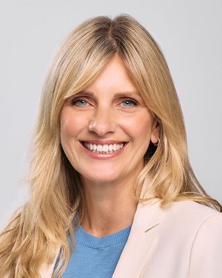 Photo of Vanessa Beresford-Wylie - Vanessa Wylie: Relationship Focused Therapy, Counsellor, MA, ACA-L3