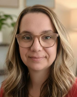 Photo of Emily Pineyro, Licensed Mental Health Counselor, LMHC