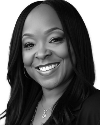 Photo of Twanna Davis Arnold, Psychiatric Nurse Practitioner, PMHNP, DNP