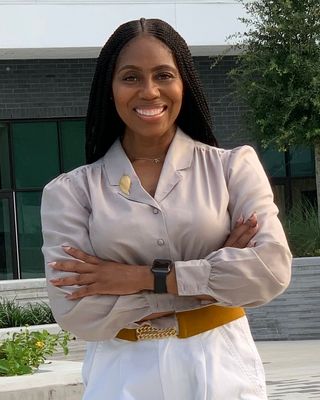 Photo of A’Laina Newbold, Clinical Social Work/Therapist, LCSW, QS