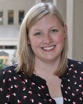 Photo of Dr. Carly McMorris, Psychologist, PhD, RPsych