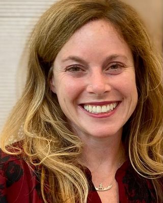 Photo of Wendy Zunitch, Clinical Social Work/Therapist, MSW, LICSW