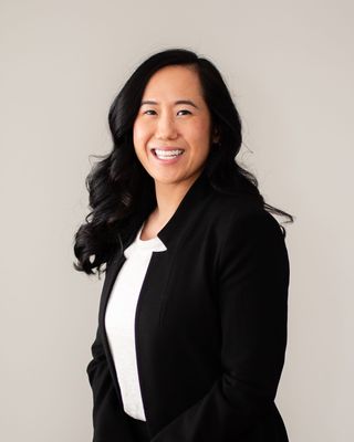 Photo of Elaine Chan, Occupational Therapist in Edmonton, AB