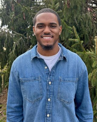 Photo of Adrian Robinson, Pre-Licensed Professional