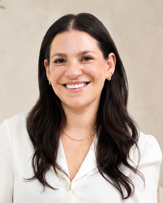 Photo of Haley Quitt, Registered Psychotherapist (Qualifying)