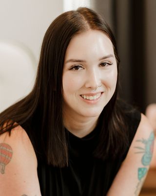 Photo of Alix Munro, Counsellor, BA, MA, CCC, RCT-C, CAIP