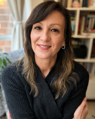 Photo of Kari Gundersen, Counsellor, BA, RYT, RTC