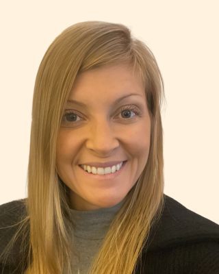 Photo of Rozalyn Oliver, Psychiatric Nurse Practitioner, MSN, PMHNP