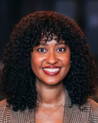 Photo of Yaritza Waddell, Psychologist, PsyD