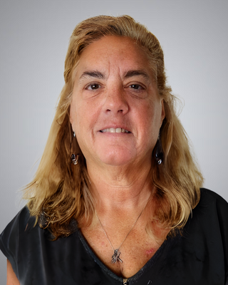 Photo of Suzan Cahill, Clinical Social Work/Therapist, MSW, LICSW