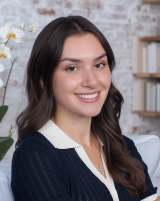 Photo of Angelina Luppino, Pre-Licensed Professional