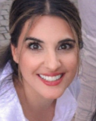 Photo of Nevida Khetarpal, Marriage & Family Therapist, LMFT