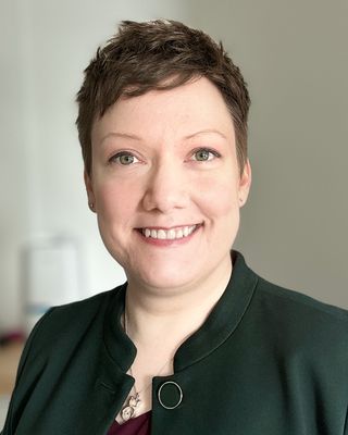 Photo of Lianne Saxon, Registered Psychotherapist, MA