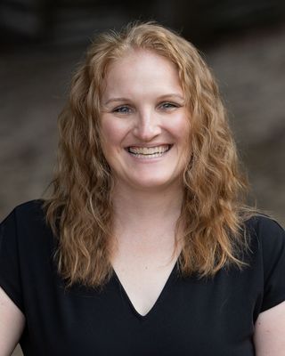 Photo of Lindsey Robinson, Counselor, MA, LLC