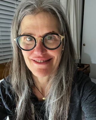 Photo of Amy Elizabeth Bloom - Amy Bloom LICSW, Clinical Social Work/Therapist, LICSW, CSAT, CMAT, CCBRT