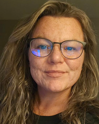 Photo of Wendy Henshaw - Eagle Rock Wellness, Registered Social Worker, RSW, BSW