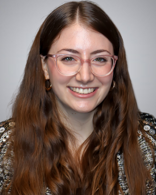 Photo of Shannon Bucciarelli, Psychiatric Nurse Practitioner, MSN, PMHNP, B-C
