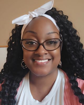 Photo of Shardé Taylor, Licensed Professional Counselor, MEd, LPC