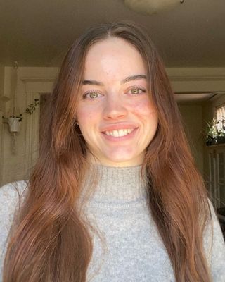 Photo of Victoria Caldwell, Registered Psychotherapist (Qualifying)