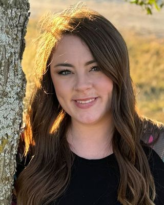 Photo of Lyndsay Dawson, Licensed Professional Counselor Associate, MS, LPC-A