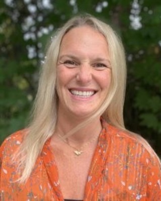 Photo of Carie Cook, LMHCA, Counselor