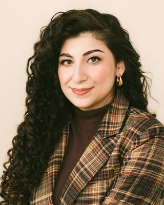 Photo of Sana Maaz, Marriage & Family Therapist Associate, MA, LMFT-A