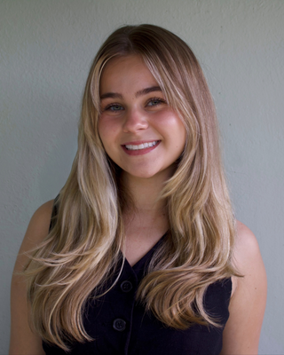 Photo of Cayla Scholz, Registered Mental Health Counselor Intern, MS, RMHCI