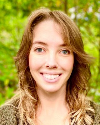 Photo of Bri Schoeneman, Pre-Licensed Professional