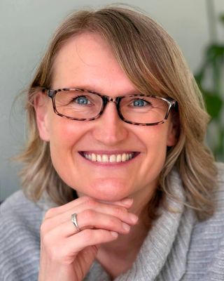 Photo of Ewa Maris, Marriage & Family Therapist Associate, AMFT, CMT