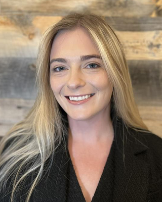 Photo of Alexandra Breslin, Marriage & Family Therapist, LMFT