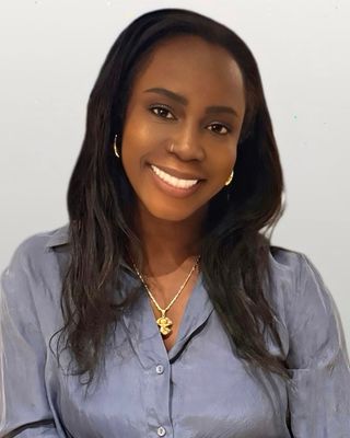 Photo of Dr Abi Adanijo, Psychologist, PsychD, HCPC - Clin. Psych.