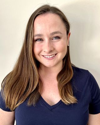 Photo of Madelin Donovan, RP(Q), MACP, BScH, Registered Psychotherapist (Qualifying)