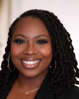Photo of Molena Warner, Clinical Social Work/Therapist, MSW, LCSW