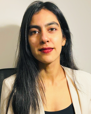 Photo of Aarushi Tiku, Registered Psychotherapist, MA