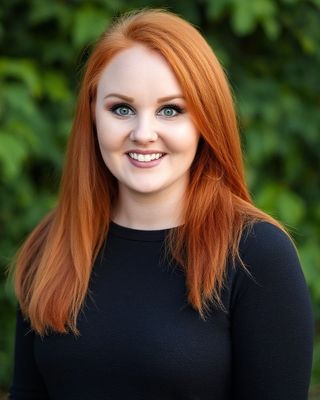 Photo of Elizabeth Edmunds, Psychiatric Nurse Practitioner, APRN, PMHNP, FNP