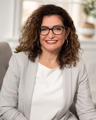 Photo of Rana Shami, Registered Social Worker, MSW, RSW