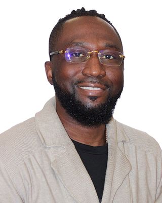Photo of Emmanuel Asamoah - Peaceful Living Therapies, Registered Social Worker, M.S.W., B.S.W., R.S.W.