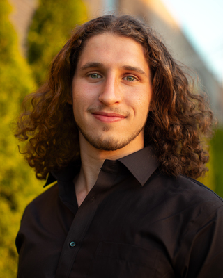 Photo of Noah Gelfman, Licensed Clinical Professional Counselor in Highland Park, IL
