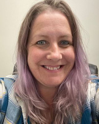 Photo of Robin Perches, Clinical Social Work/Therapist, LCSW