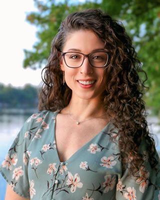 Photo of Ashley Miller, Licensed Mental Health Counselor, MA, LMHC