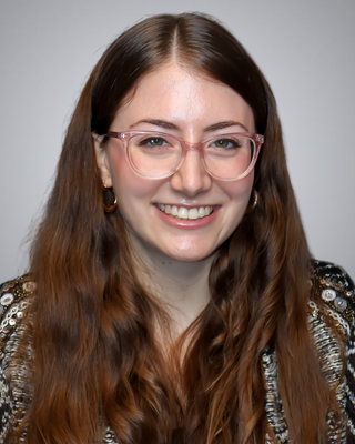 Photo of Shannon Bucciarelli, Psychiatric Nurse Practitioner, MSN, PMHNP, B-C
