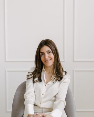 Photo of Dr. Melina Ovanessian, Psychologist, PhD, C Psyc