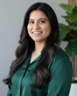 Photo of Laura Pineda, Marriage & Family Therapist, LMFT