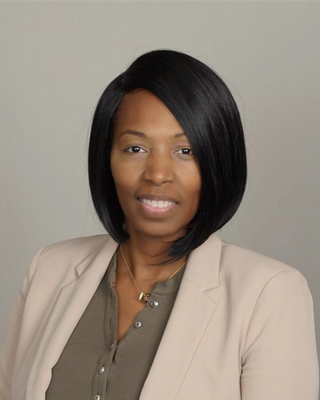 Photo of Raschelle Murray, Psychiatric Nurse Practitioner, PMHNP