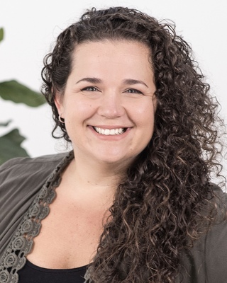 Photo of Amanda J Murphy, Counsellor, MC, RCC