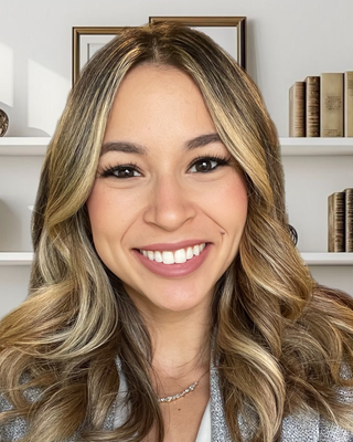 Photo of Farah Flahive, Marriage & Family Therapist, LMFT