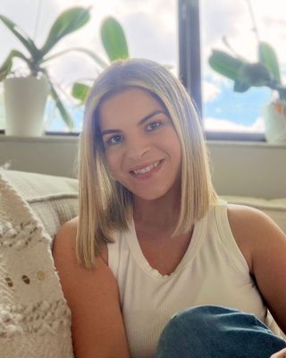 Photo of Dr. Osuni Roque, Psychologist, PsyD