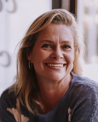 Photo of Christina King, Art Therapist, MA, LCAT